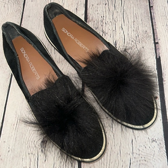 Sondra Roberts Romy Suede Slip On Sneakers size 8M - Picture 1 of 13
